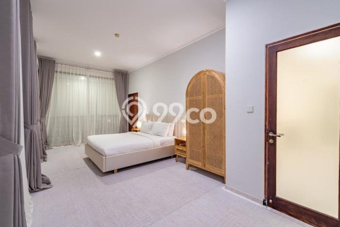 LOKASI TERBAIK! Vila Kawasan , Ukuran 295m2m², Lingkungan Tenang dan nyaman LOKASI TERBAIK! Vila Kawasan , Ukuran 295m2m², Lingkungan Tenang dan nyaman