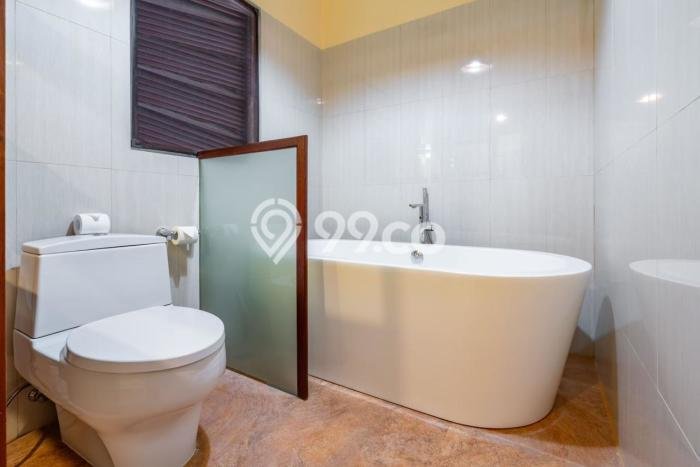 LOKASI TERBAIK! Vila Kawasan , Ukuran 295m2m², Lingkungan Tenang dan nyaman LOKASI TERBAIK! Vila Kawasan , Ukuran 295m2m², Lingkungan Tenang dan nyaman