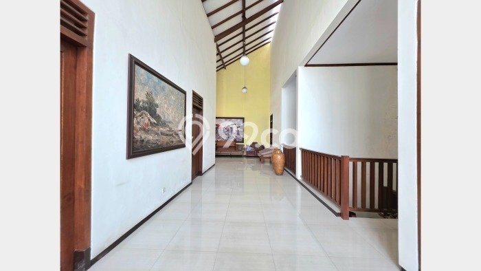 Rumah Elit Modern Tanpa Renovasi di Tidar Malang Rumah Elit Modern Tanpa Renovasi di Tidar Malang
