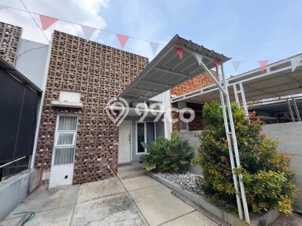Rumah Minimalis 2 KT di Cihanjuang Bandung Rumah Minimalis 2 KT di Cihanjuang Bandung