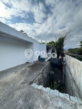 Rumah Luas Asri 3 KT Siap Huni di Lembang Bandung Rumah Luas Asri 3 KT Siap Huni di Lembang Bandung
