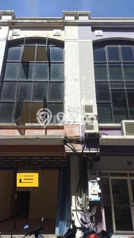 Ruko Komersial Dijual di Rungkut Surabaya LT 86m2 & LB 252m2 Ruko Komersial Dijual di Rungkut Surabaya LT 86m2 & LB 252m2
