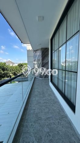 Rumah Elit Modern Siap Huni di Araya Malang Rumah Elit Modern Siap Huni di Araya Malang
