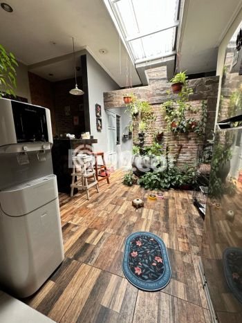 Rumah Asri di Waru, 3 KT, LT 160m² LB 150m² Rumah Asri di Waru, 3 KT, LT 160m² LB 150m²