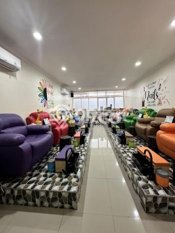 Ruko Lokasi Strategis di Sukolilo, Luas 216m2m², Jalan Utama Ruko Lokasi Strategis di Sukolilo, Luas 216m2m², Jalan Utama