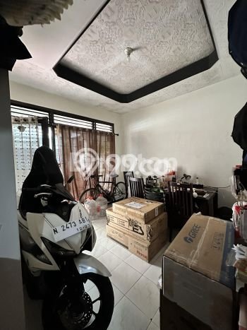 HARGA SPESIAL! Rumah Modern area Blimbing, Malang, LT 105m2m² LB 75m2m² BISA KPR! HARGA SPESIAL! Rumah Modern area Blimbing, Malang, LT 105m2m² LB 75m2m² BISA KPR!