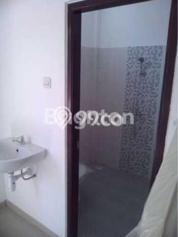 Ruko Dijual di Prime Area Surabaya Luas 180m2 Ruko Dijual di Prime Area Surabaya Luas 180m2