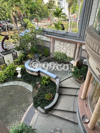 KESEMPATAN EMAS! Rumah area Sawahan, Surabaya, Luas 700m2m² Bangunan 850m2m² KESEMPATAN EMAS! Rumah area Sawahan, Surabaya, Luas 700m2m² Bangunan 850m2m²