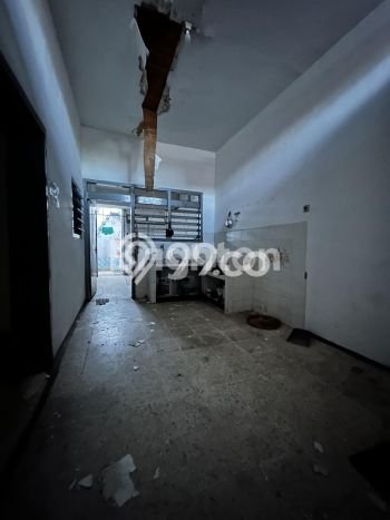 Jual Rumah Mewah Megah Dengan View Eksklusif di Manyar, Surabaya Jual Rumah Mewah Megah Dengan View Eksklusif di Manyar, Surabaya