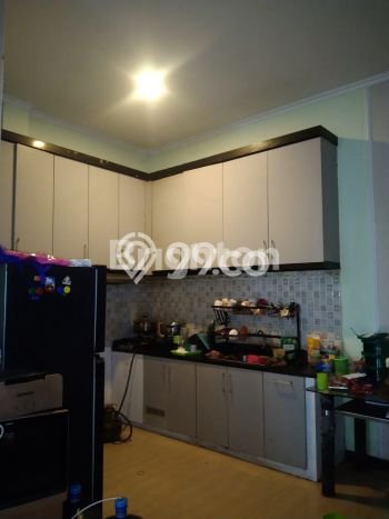 Jual Rumah Favorit Siap Huni LB 140m2 di Sukolilo, Surabaya Jual Rumah Favorit Siap Huni LB 140m2 di Sukolilo, Surabaya