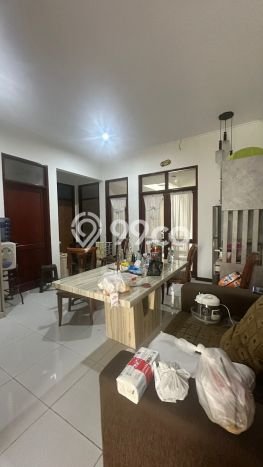 For Sale Hunian Rumah Terawat 2 KT di Citraland, Surabaya For Sale Hunian Rumah Terawat 2 KT di Citraland, Surabaya