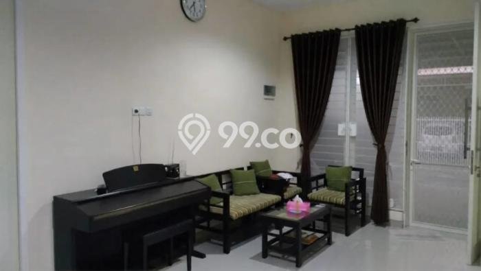 Dijual Cepat Rumah Favorit Siap Huni LB 250m2 di Mulyorejo, Surabaya Dijual Cepat Rumah Favorit Siap Huni LB 250m2 di Mulyorejo, Surabaya