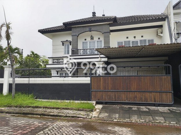 Dijual Hunian Mewah dengan Fasilitas Sekitar Lengkap di Dukuh Pakis, Surabaya Dijual Hunian Mewah dengan Fasilitas Sekitar Lengkap di Dukuh Pakis, Surabaya