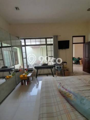 Rumah Eksklusif Dijual LT 250m2 di Dukuh Pakis, Surabaya Rumah Eksklusif Dijual LT 250m2 di Dukuh Pakis, Surabaya