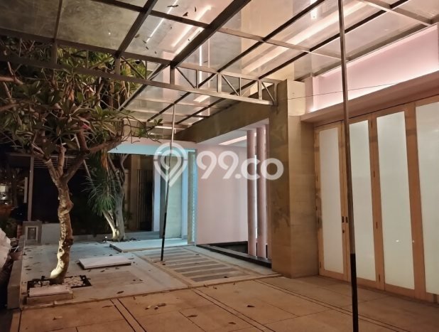 Rumah Cantik Siap Pakai Di Mulyorejo Luas 450m2 Aman Rumah Cantik Siap Pakai Di Mulyorejo Luas 450m2 Aman
