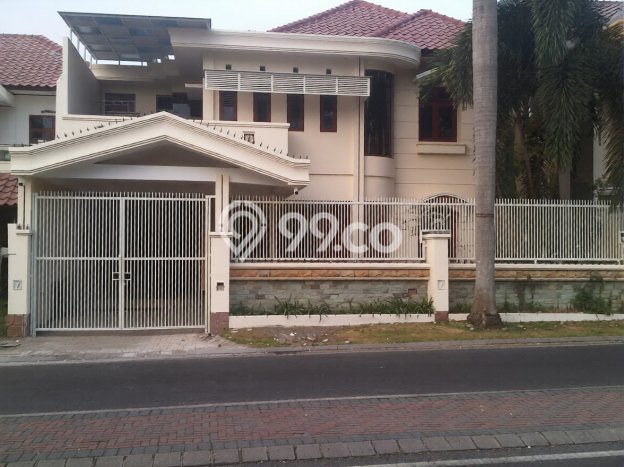 Jarang Ada! Rumah Sewa 6 Kamar Bagus Siap Huni Citraland Jarang Ada! Rumah Sewa 6 Kamar Bagus Siap Huni Citraland