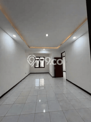 Jual Rumah Favorit Siap Huni LB 150m2 di Tambaksari, Surabaya Jual Rumah Favorit Siap Huni LB 150m2 di Tambaksari, Surabaya