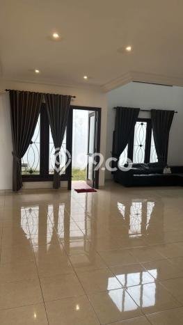 Dijual Rumah Premium dengan Fasilitas Sekitar Komplit di Lakarsantri, Surabaya Dijual Rumah Premium dengan Fasilitas Sekitar Komplit di Lakarsantri, Surabaya