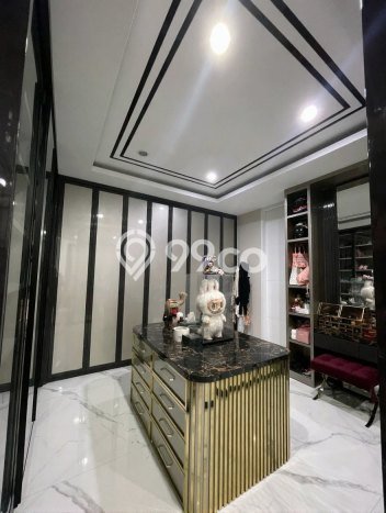 Jual Rumah Mewah Megah Dengan View Cantik di Citraland, Surabaya Jual Rumah Mewah Megah Dengan View Cantik di Citraland, Surabaya