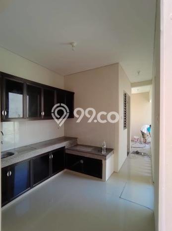 Rumah Mewah Siap Huni LT 230m2 di Wiyung, Surabaya Rumah Mewah Siap Huni LT 230m2 di Wiyung, Surabaya