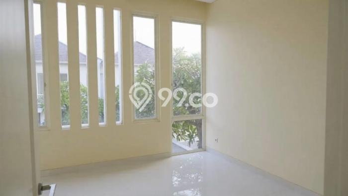 Rumah Strategis Modern Lb 200m2 di Tandes, Surabaya Rumah Strategis Modern Lb 200m2 di Tandes, Surabaya
