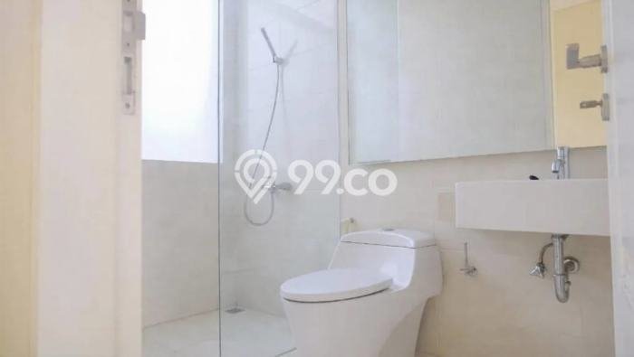 Rumah Strategis Modern Lb 200m2 di Tandes, Surabaya Rumah Strategis Modern Lb 200m2 di Tandes, Surabaya