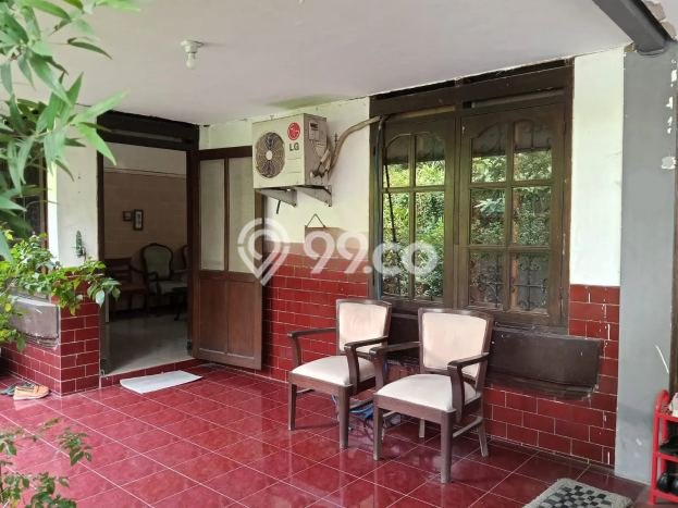 For Sale Rumah Mewah Exclusive di Gayungan, Surabaya For Sale Rumah Mewah Exclusive di Gayungan, Surabaya
