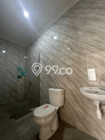 Hunian Cantik Modern Lb 140m2 di Tandes, Surabaya Hunian Cantik Modern Lb 140m2 di Tandes, Surabaya