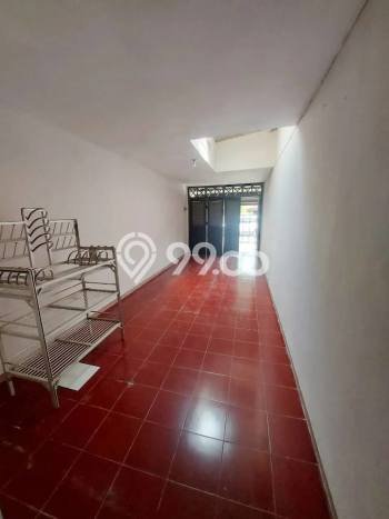 Dijual Rumah 5 Kamar Lokasi Strategis Bagus dan Strategis di Rungkut Dijual Rumah 5 Kamar Lokasi Strategis Bagus dan Strategis di Rungkut