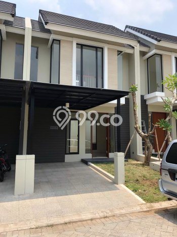 For Sale Hunian Rumah Terawat 2 Kamar di Citraland, Surabaya For Sale Hunian Rumah Terawat 2 Kamar di Citraland, Surabaya
