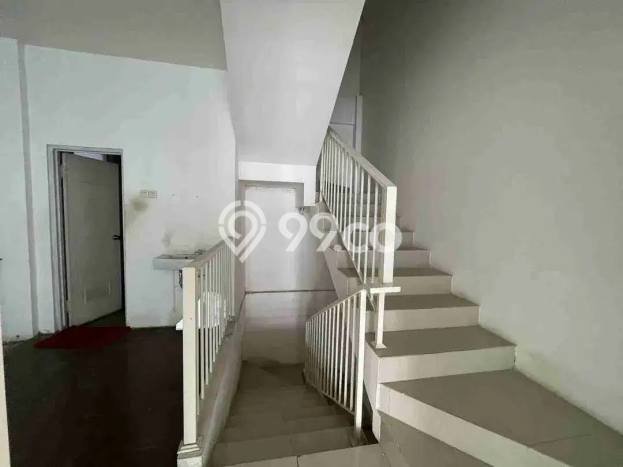 Ruko Dijual di Wiyung LT 70m2, LB 240m2 untuk Investasi Ruko Dijual di Wiyung LT 70m2, LB 240m2 untuk Investasi