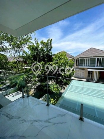 Jual Rumah Mewah Megah Dengan View Cantik di Citraland, Surabaya Jual Rumah Mewah Megah Dengan View Cantik di Citraland, Surabaya