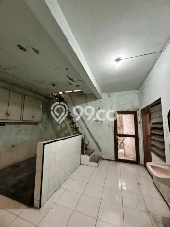 Dijual Rumah Premium dengan Fasilitas Sekitar Komplit di Genteng, Surabaya Dijual Rumah Premium dengan Fasilitas Sekitar Komplit di Genteng, Surabaya
