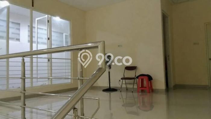 Dijual Cepat Rumah Favorit Siap Huni LB 250m2 di Mulyorejo, Surabaya Dijual Cepat Rumah Favorit Siap Huni LB 250m2 di Mulyorejo, Surabaya