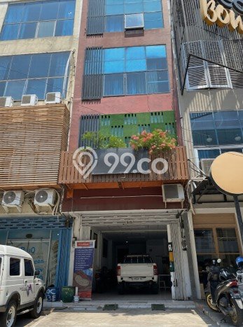 Area Ramai! Ruko Dijual di Mulyorejo untuk Bisnis Luas Bangunan 270m2 Area Ramai! Ruko Dijual di Mulyorejo untuk Bisnis Luas Bangunan 270m2