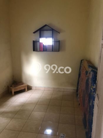 Peluang Investasi! Kost Dijual di Banguntapan, Bantul, 6 KT, 2 KM, Luas 140m2 Peluang Investasi! Kost Dijual di Banguntapan, Bantul, 6 KT, 2 KM, Luas 140m2