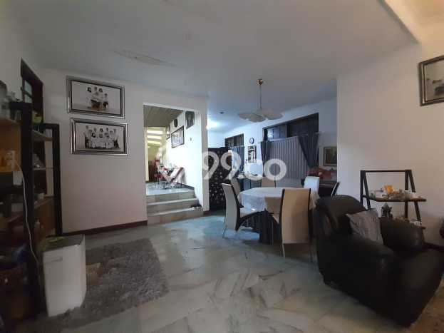 Dijual Cepat Rumah Favorit Siap Huni LB 210m2 di Banguntapan, Bantul Dijual Cepat Rumah Favorit Siap Huni LB 210m2 di Banguntapan, Bantul