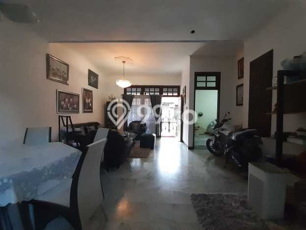 Dijual Cepat Rumah Favorit Siap Huni LB 210m2 di Banguntapan, Bantul Dijual Cepat Rumah Favorit Siap Huni LB 210m2 di Banguntapan, Bantul