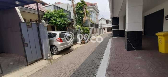 Rumah Sewa Sleman LT 128m2 LB 90m2 Area Caturtunggal Rumah Sewa Sleman LT 128m2 LB 90m2 Area Caturtunggal