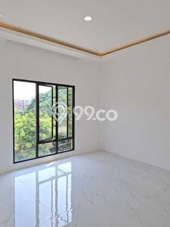Rumah Akses Mudah di Harapan Indah, Bekasi, LT 75m² Bangunan 120m² Rumah Akses Mudah di Harapan Indah, Bekasi, LT 75m² Bangunan 120m²