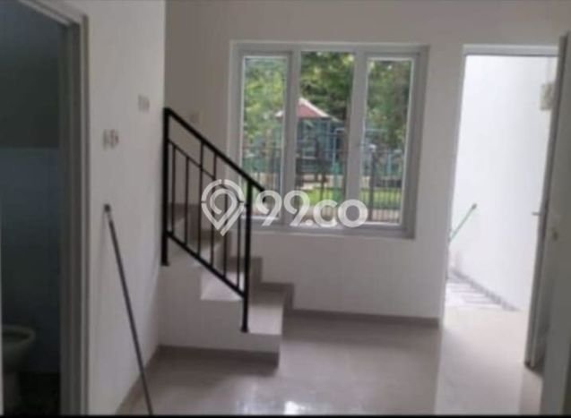 Rumah Strategis Modern Lb 90m2 di Kelapa Gading, Jakarta Utara Rumah Strategis Modern Lb 90m2 di Kelapa Gading, Jakarta Utara