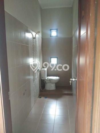 Rumah Luas Asri 4 KT Siap Pakai di Bintaro Tangerang Selatan Rumah Luas Asri 4 KT Siap Pakai di Bintaro Tangerang Selatan