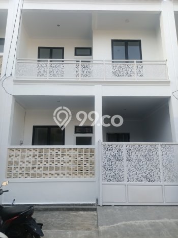 Rumah Luas Asri 3 KT Siap Huni di Harapan Indah Bekasi Rumah Luas Asri 3 KT Siap Huni di Harapan Indah Bekasi
