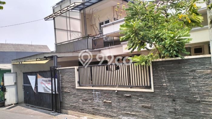 INVESTASI TEPAT! Rumah area Duren Sawit, Luas 228m² LB 272m² INVESTASI TEPAT! Rumah area Duren Sawit, Luas 228m² LB 272m²