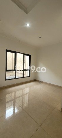 Rumah Luxury Modern Tanpa Renovasi di Ragunan Jakarta Selatan Rumah Luxury Modern Tanpa Renovasi di Ragunan Jakarta Selatan