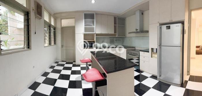 Rumah Elit LB 500m2 Siap Huni Desain Elegan di Ampera, Jakarta Selatan Rumah Elit LB 500m2 Siap Huni Desain Elegan di Ampera, Jakarta Selatan