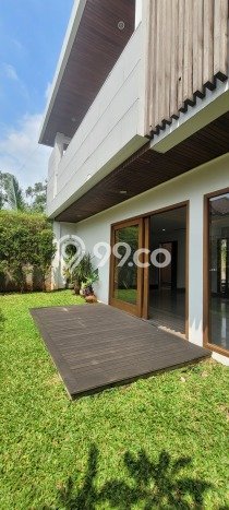 Ready to Use! Premium House LT 498m2 Desain Elegan di Pondok Indah Ready to Use! Premium House LT 498m2 Desain Elegan di Pondok Indah
