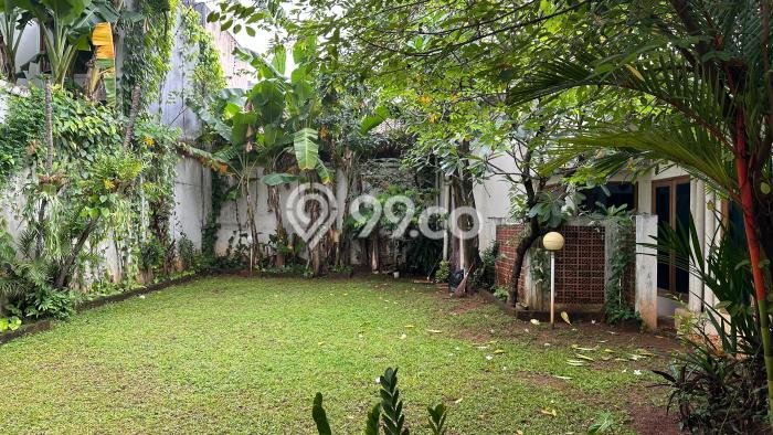 For Sale! Luxury House LT 816m2 Desain Modern di Kemang For Sale! Luxury House LT 816m2 Desain Modern di Kemang