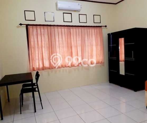 Kost Dijual di Sektor 5 - Bintaro dengan 10 KT dan Luas 300m2 Kost Dijual di Sektor 5 - Bintaro dengan 10 KT dan Luas 300m2