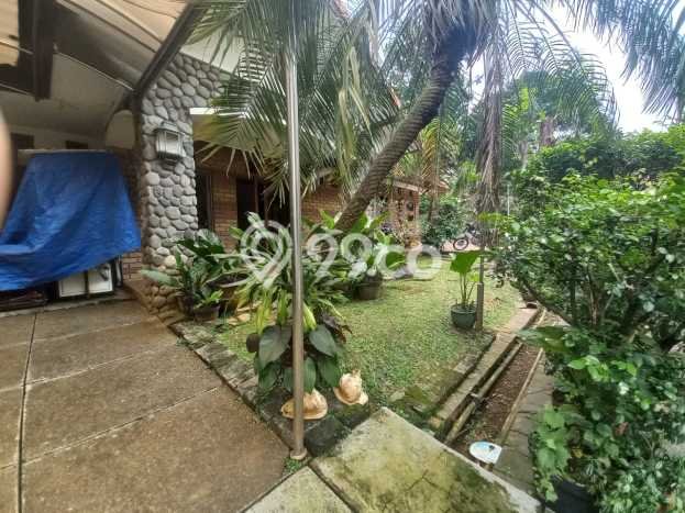 For Sale! Premium House LT 560m2 Desain Modern di Kampung Utan For Sale! Premium House LT 560m2 Desain Modern di Kampung Utan